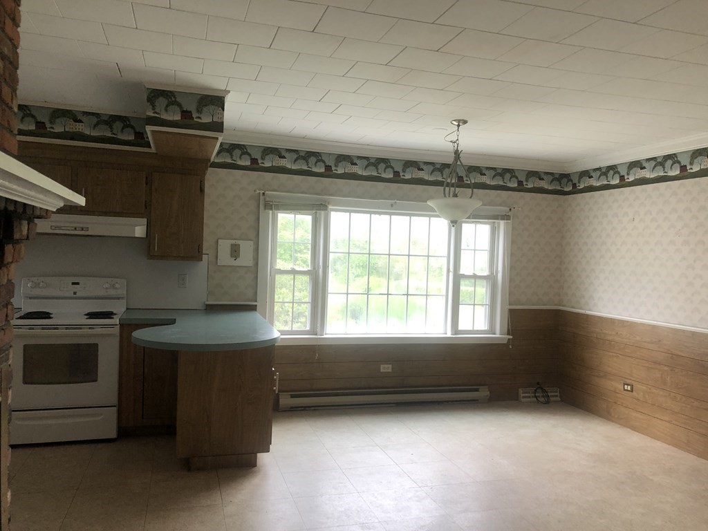 705 Main Street Hanson, MA 02341 - Photo 16 of 29 Gallery Image 16
