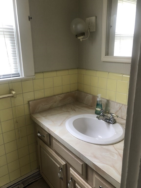 705 Main Street Hanson, MA 02341 - Photo 19 of 29 Gallery Image 19