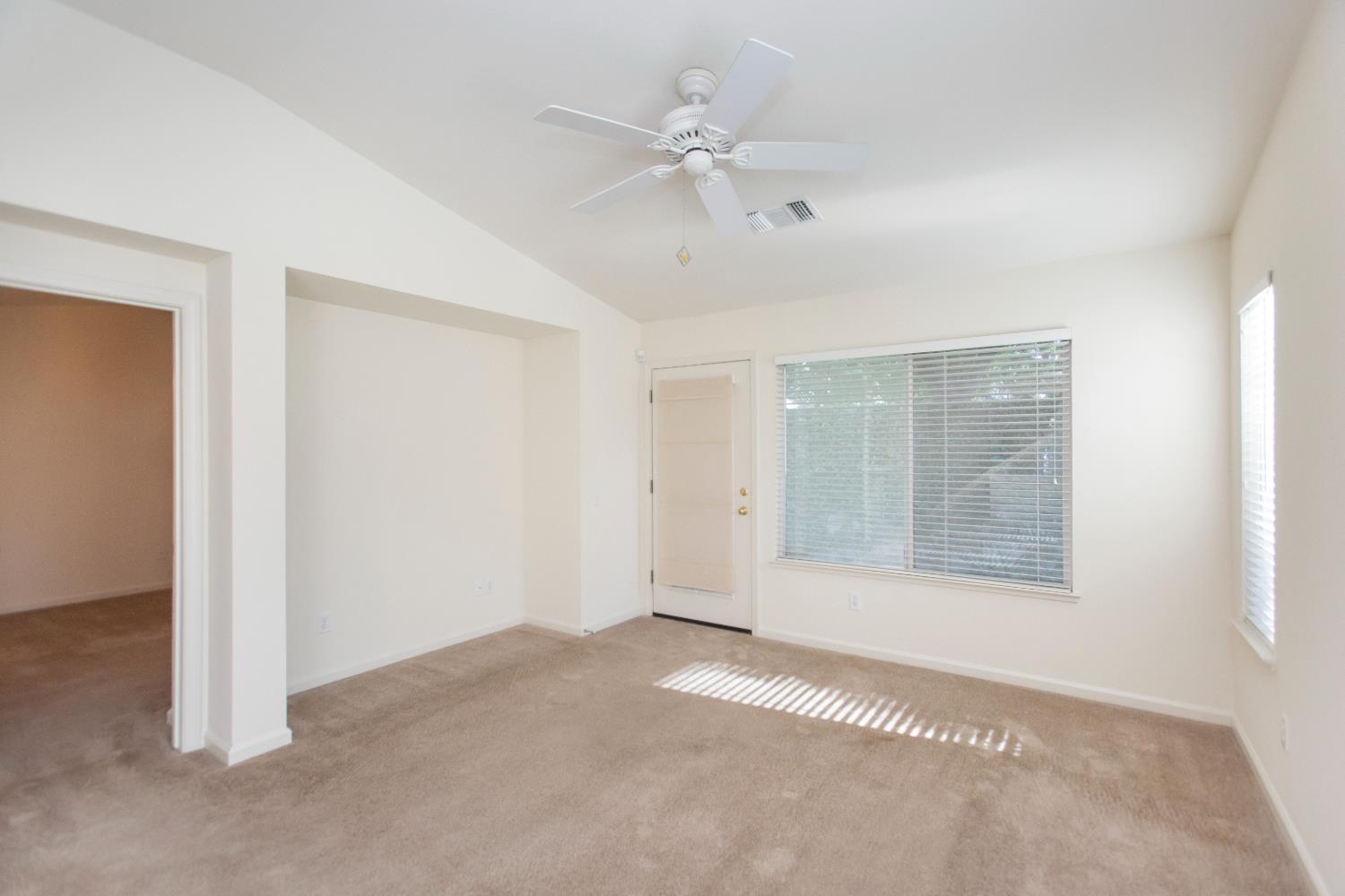 202 Meandering Way Turlock, CA 95382 - Photo 11 of 29