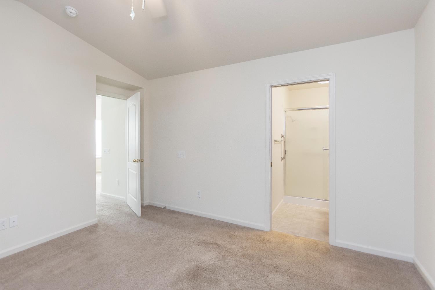 202 Meandering Way Turlock, CA 95382 - Photo 15 of 29