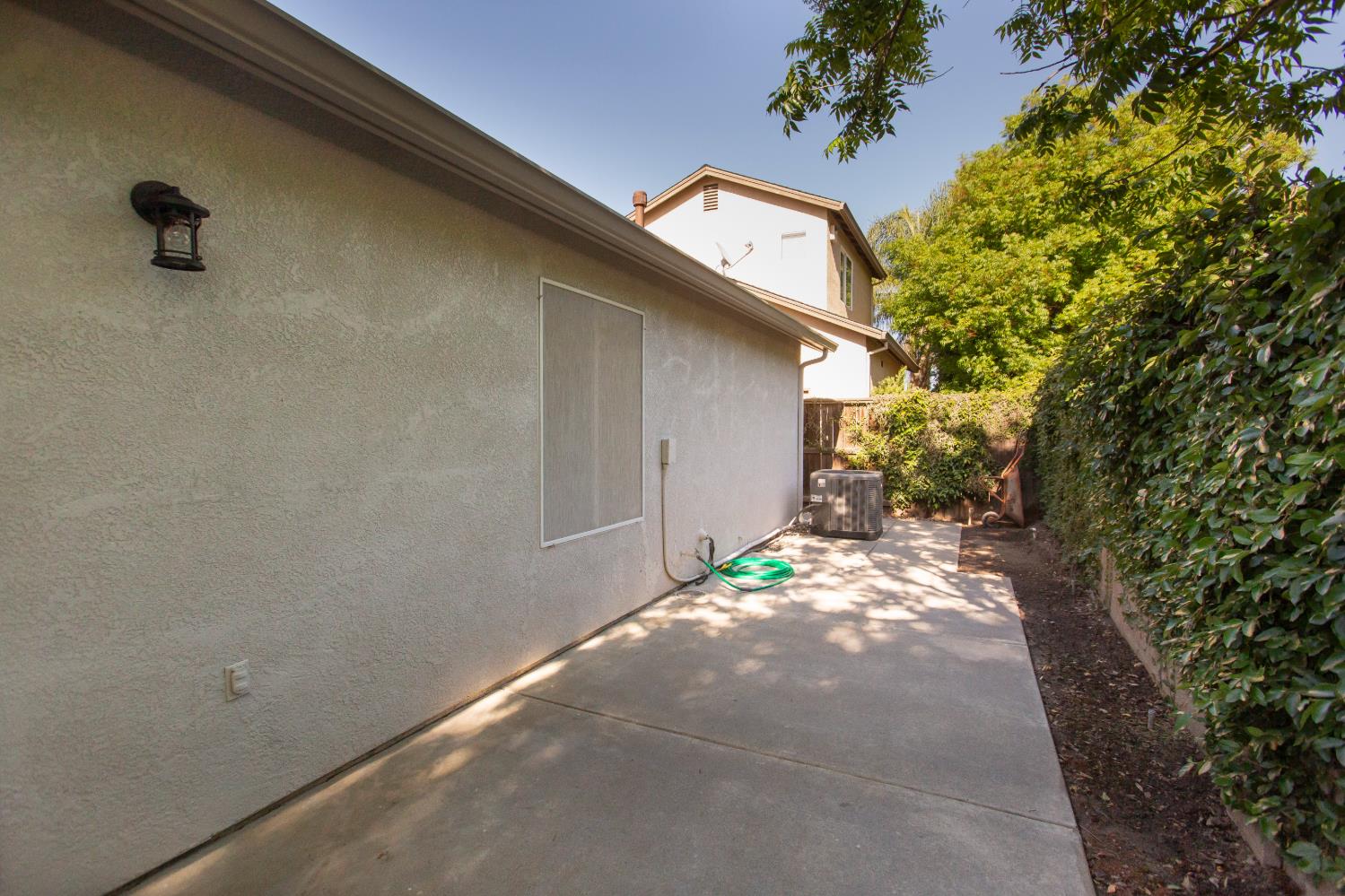 202 Meandering Way Turlock, CA 95382 - Photo 27 of 29
