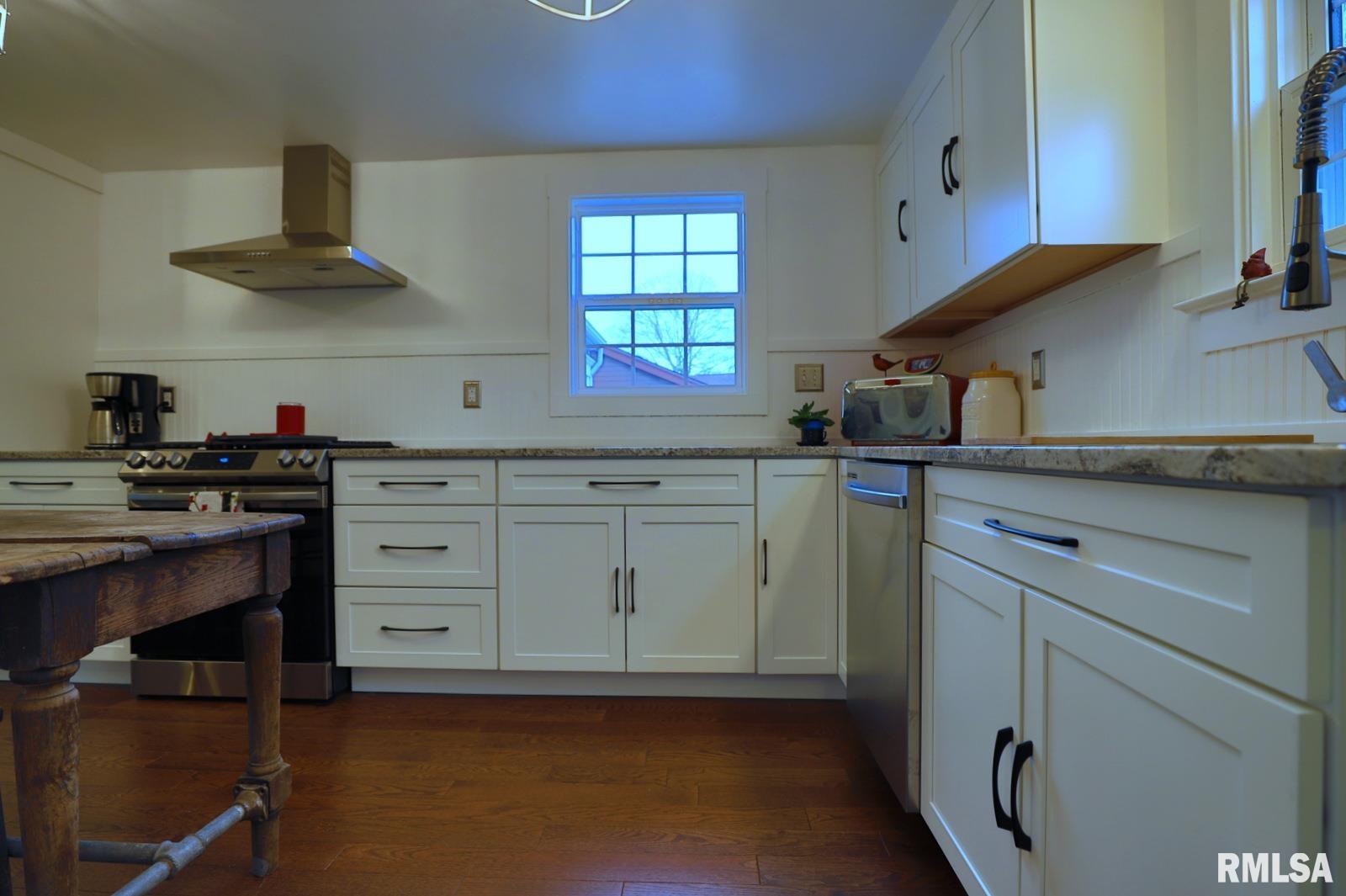 373 East High Point Road Peoria, IL 61614 - Photo 17 of 46 Gallery Image 17