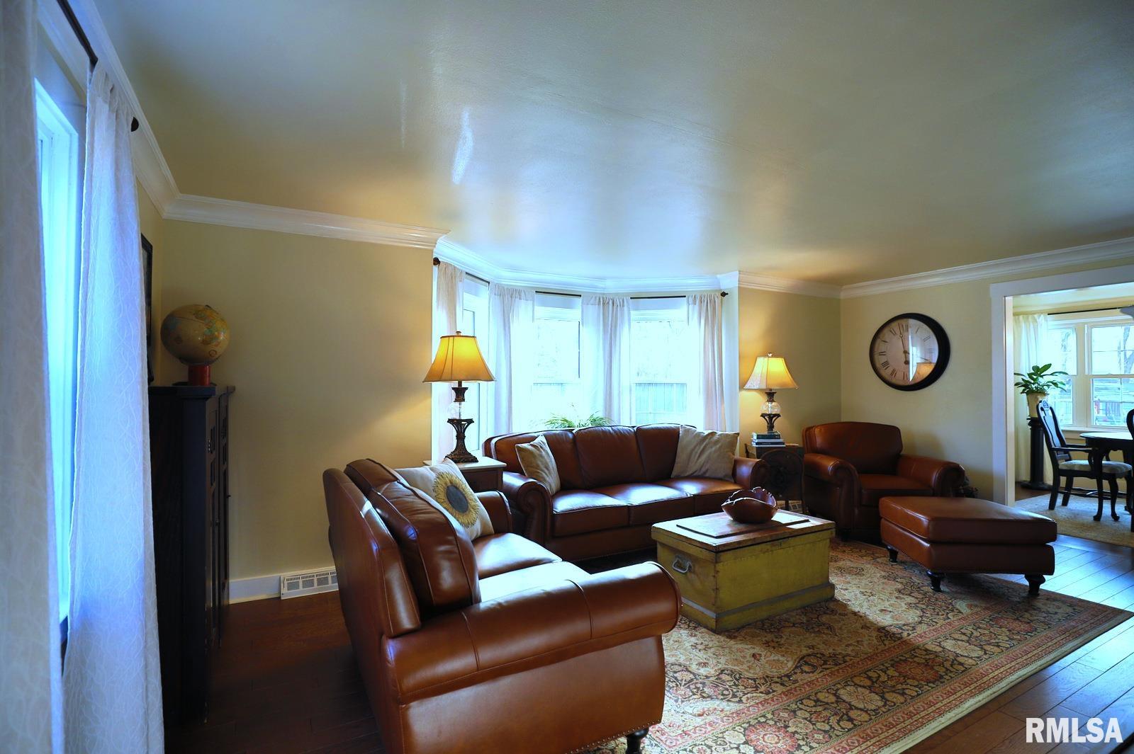 373 East High Point Road Peoria, IL 61614 - Photo 5 of 46 Gallery Image 5