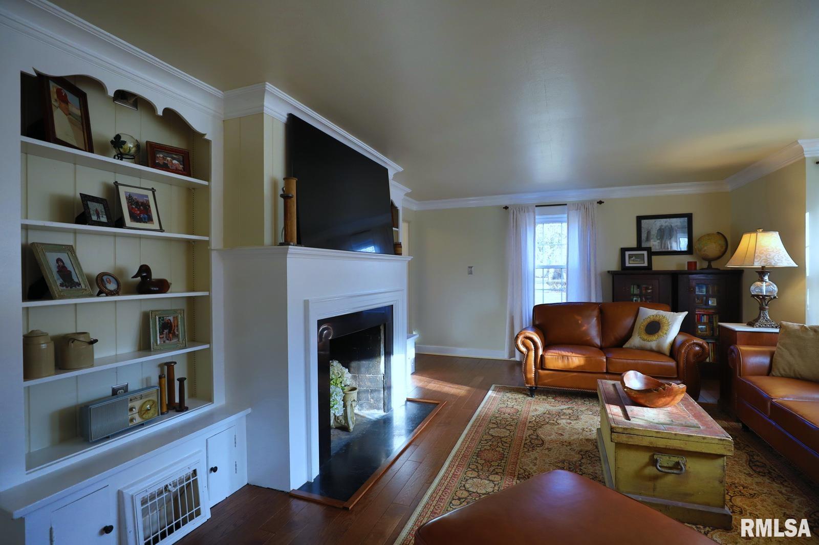 373 East High Point Road Peoria, IL 61614 - Photo 7 of 46 Gallery Image 7
