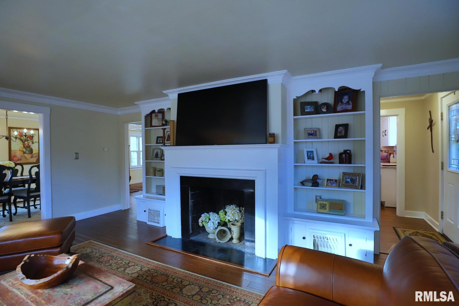 373 East High Point Road Peoria, IL 61614 - Photo 8 of 46 Gallery Image 8