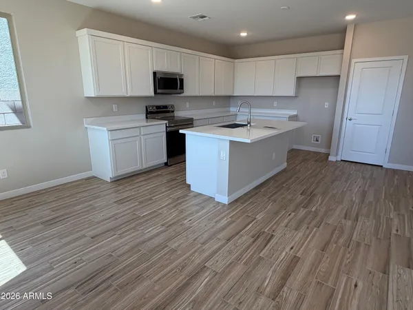 $449,990 | 7295 East Hackamore Lane, San Tan Valley, AZ 85143