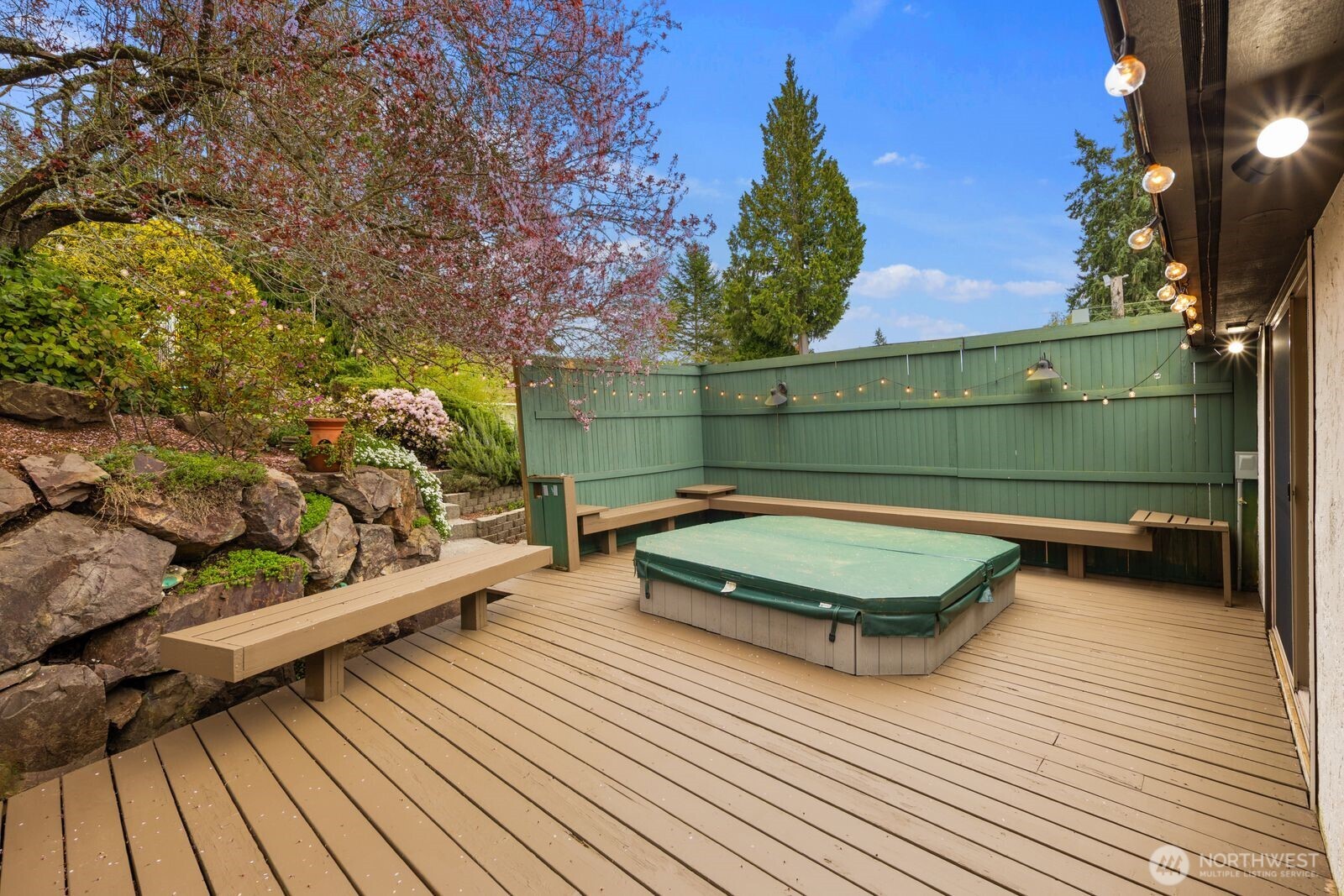 17909 73rd Avenue West Edmonds, WA 98026 - Photo 27 of 35