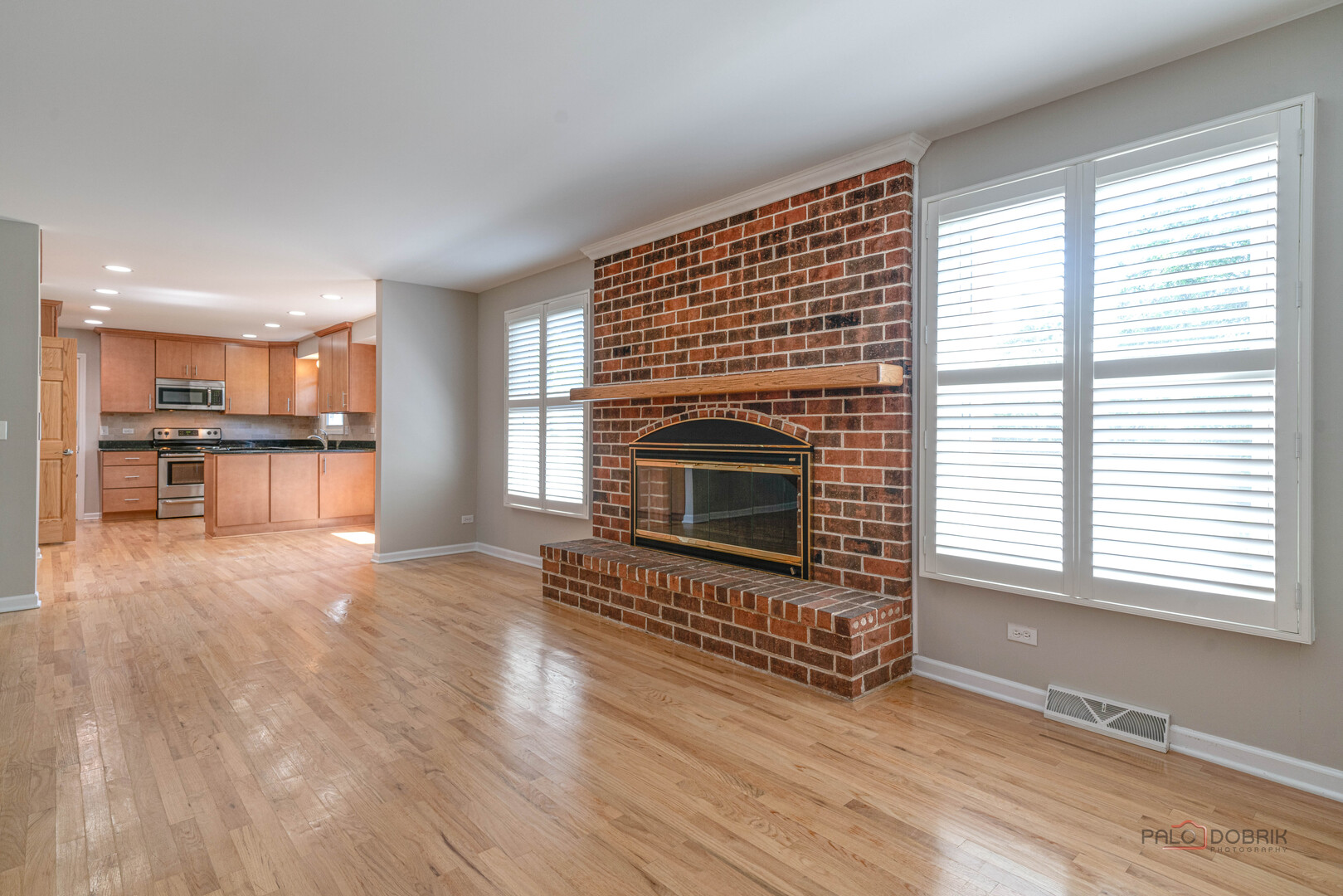 255 Lee Road Northbrook, IL 60062 - Photo 14 of 50