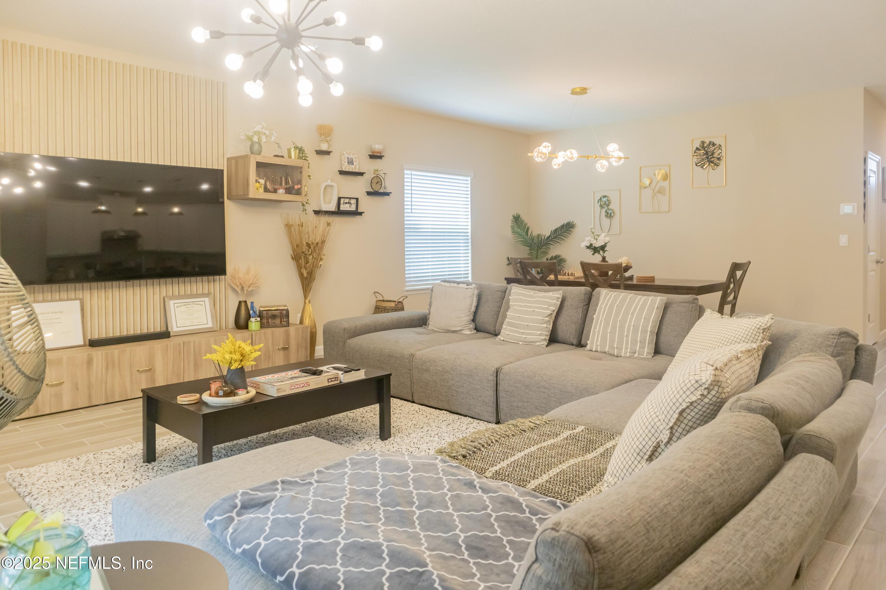 391 St Vincent Drive St. Augustine, FL 32092 - Photo 3 of 11 6-IMG_2458