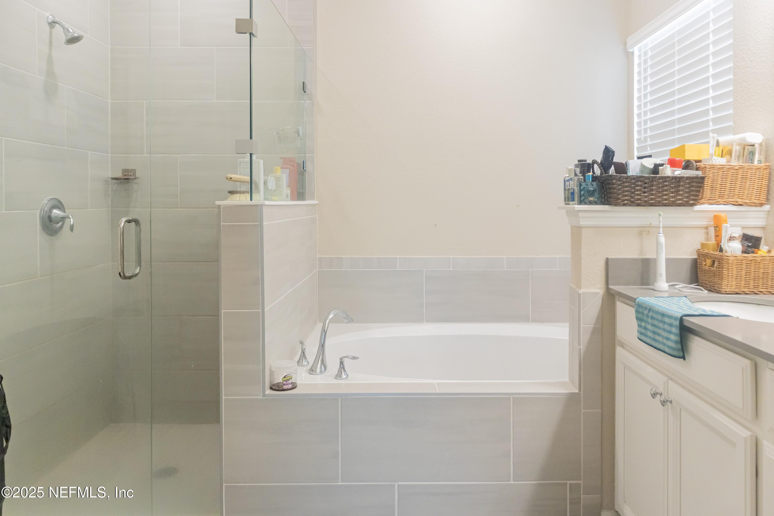 391 St Vincent Drive St. Augustine, FL 32092 - Photo 6 of 11 4-IMG_2456