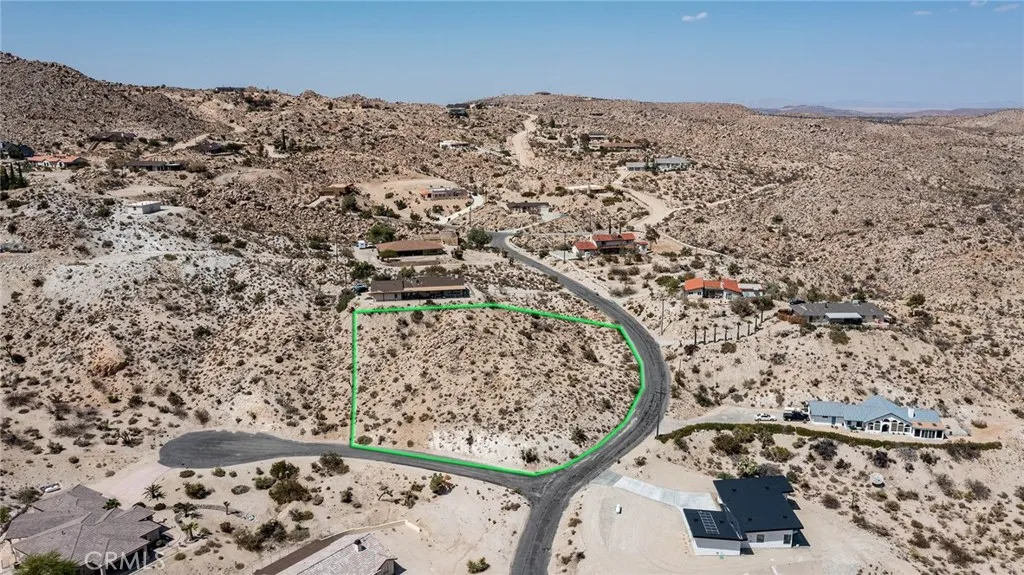 999 Mandarin Road Yucca Valley, CA 92284 - Photo 5 of 13