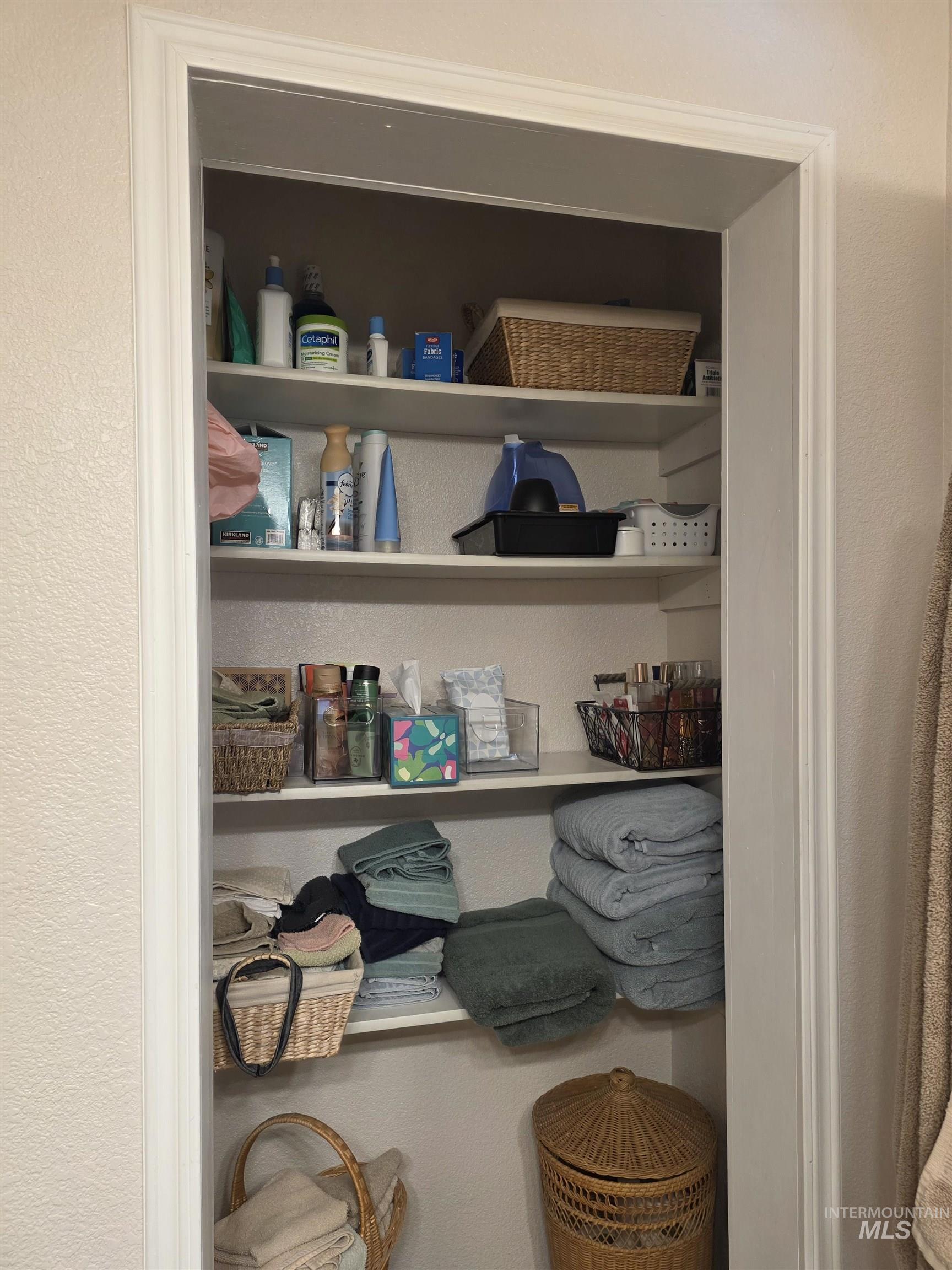 5288 Lakeview Road Orofino, ID 83544 - Photo 23 of 36 View of pantry