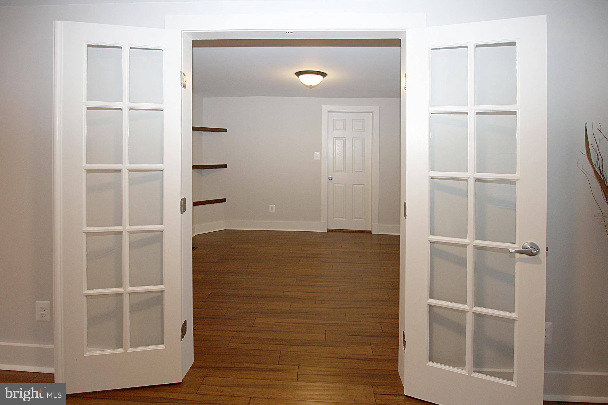 14448 Edgemont Road Smithsburg, MD 21783 - Photo 22 of 49 Office/Den/Study (11x10)