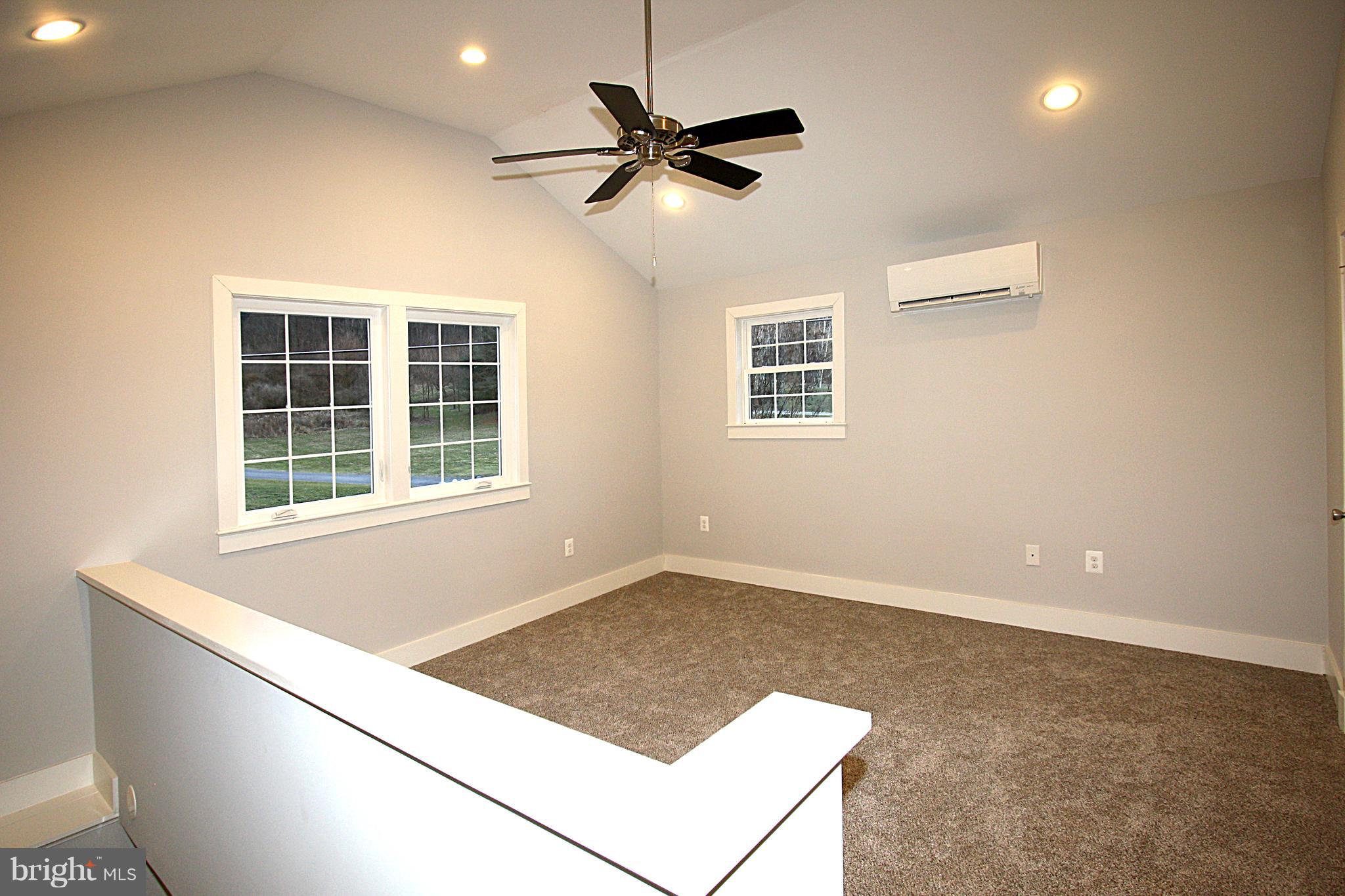 14448 Edgemont Road Smithsburg, MD 21783 - Photo 35 of 49 Top of Stairs to Master Bedroom (addition)