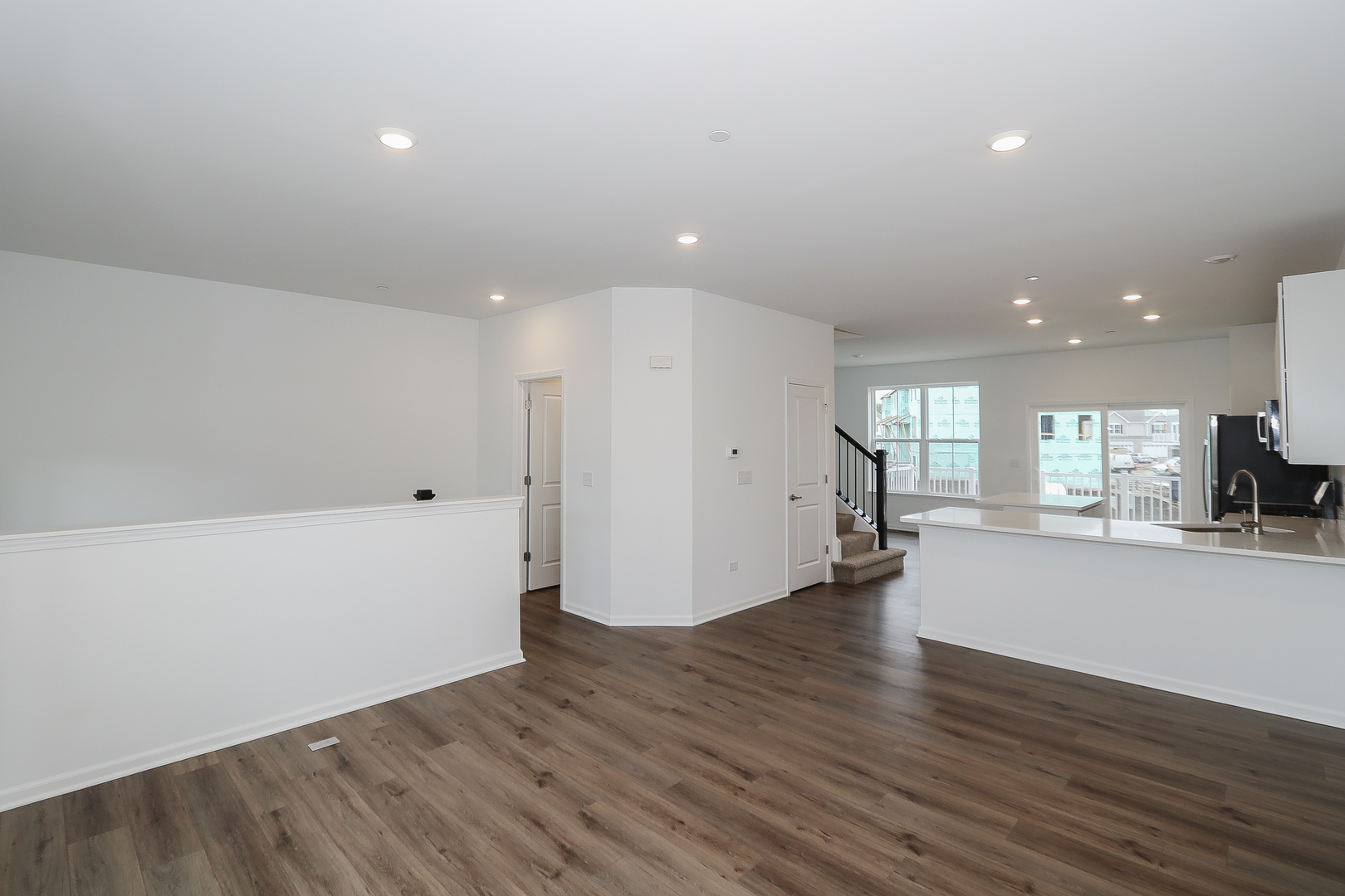 2244 Stonegate Road Algonquin, IL 60102 - Photo 6 of 30