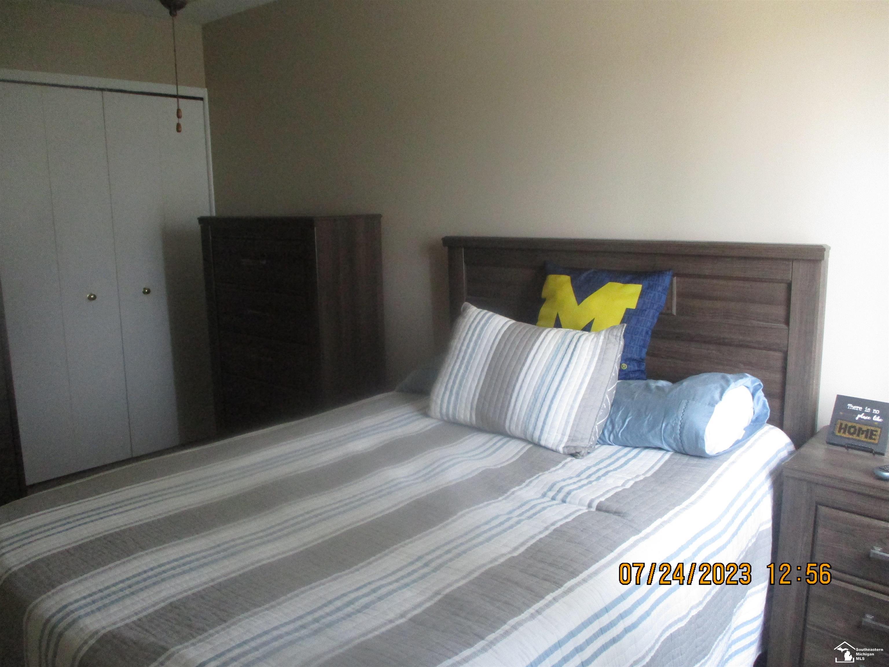 12703 Ronda Southgate, MI 48195 - Photo 11 of 34 50116429-10.JPG