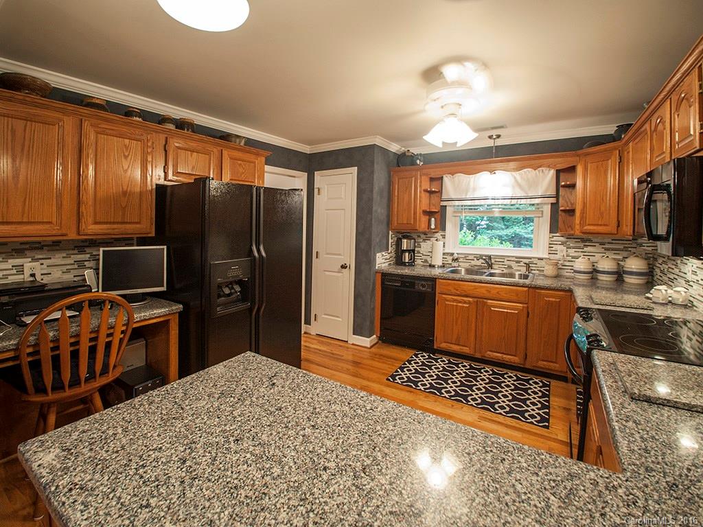 311 Dorsett Downs Fort Mill, SC 29708 - Photo 11 of 24 Gallery Image 11