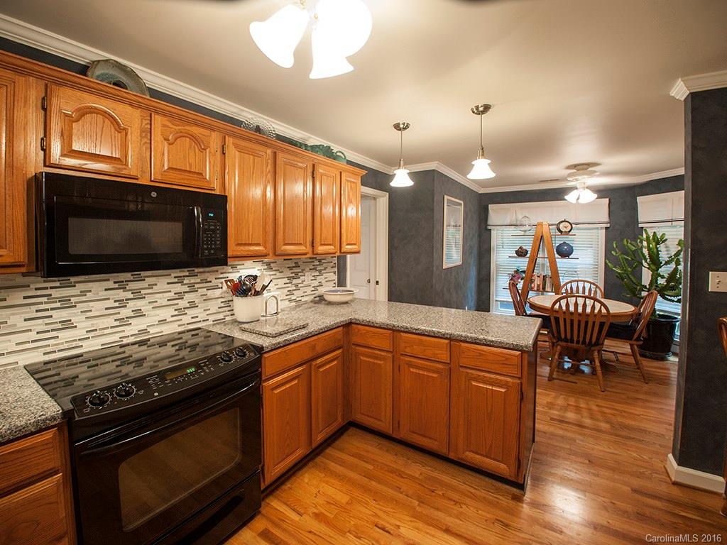311 Dorsett Downs Fort Mill, SC 29708 - Photo 13 of 24 Gallery Image 13