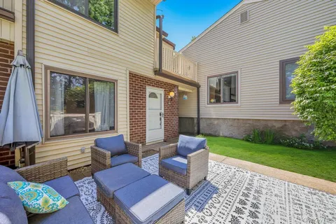 $389,990 | 222 Birchwood Road, Coram, NY 11727