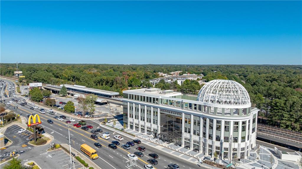 3660 Peachtree Road Northeast, Unit H2 Atlanta, GA 30319 - Photo 46 of 55 a view of a city from a balcony