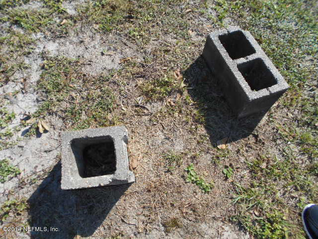 365 Kirk Road Jacksonville, FL 32218 - Photo 19 of 32 18 hooks to remove septic tank cover
