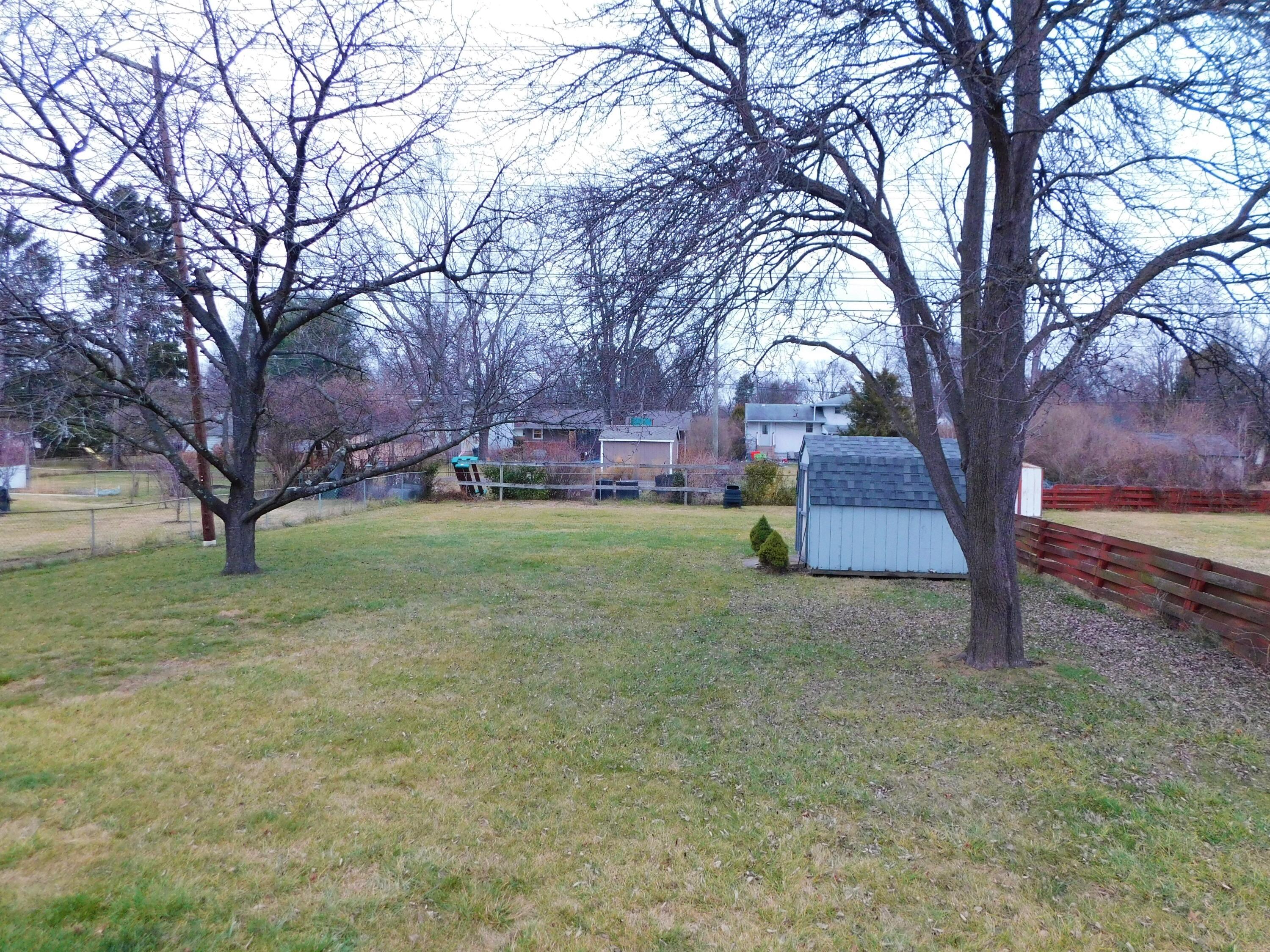1474 Fullen Road Columbus, OH 43229 - Photo 13 of 31 DSCN0863