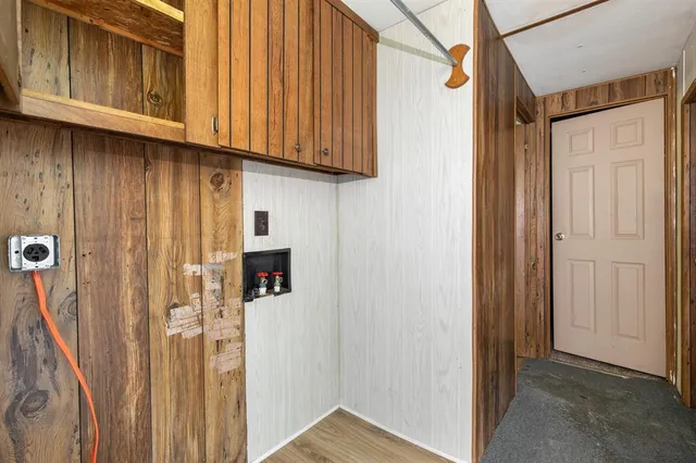 $75,000 | 190 Creek Drive, Whitney, TX 76692