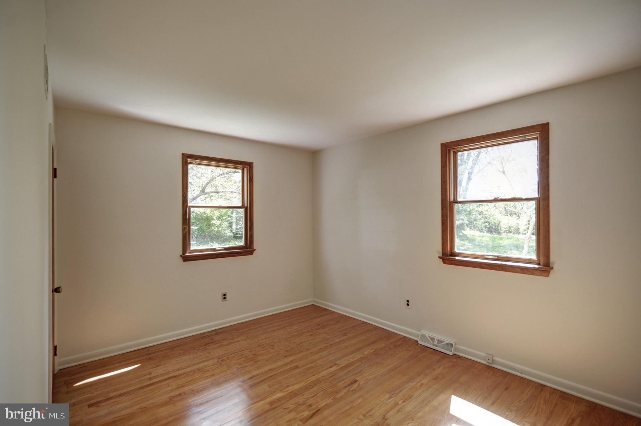 144 Cardinal Road Chalfont, PA 18914 - Photo 12 of 24 Gallery Image 12