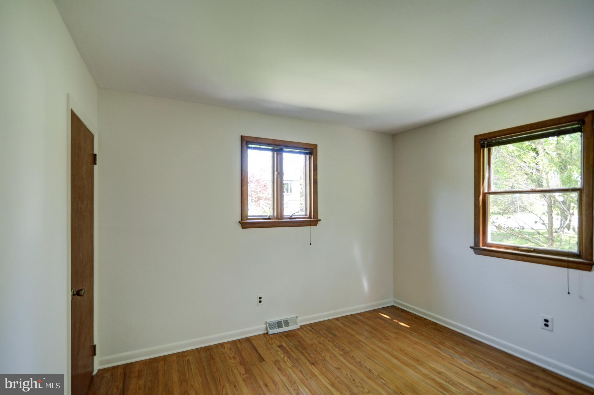 144 Cardinal Road Chalfont, PA 18914 - Photo 13 of 24 Gallery Image 13