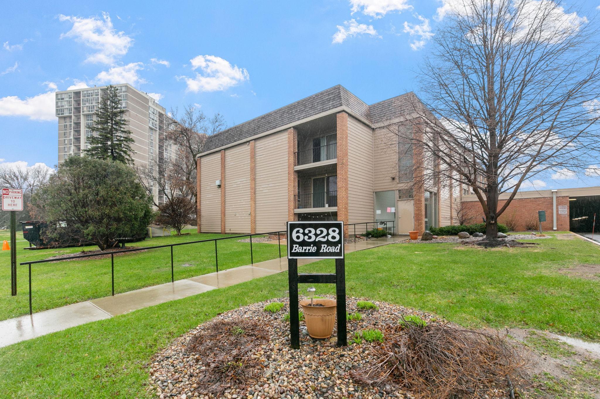 6328 Barrie Road, Unit 1A Minneapolis, MN 55435 - Photo 32 of 36 Gallery Image 32