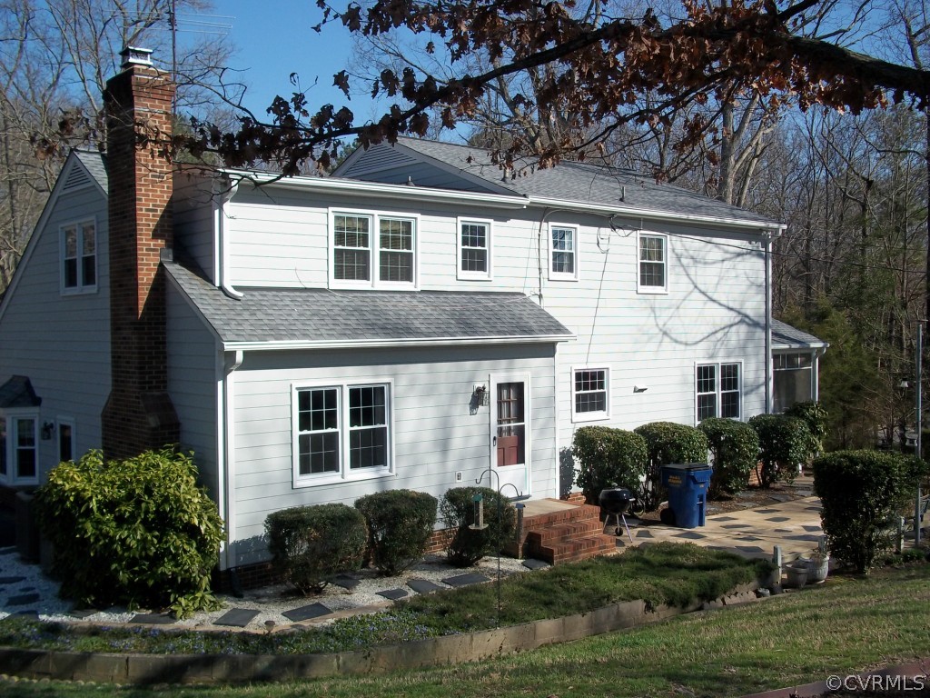 8801 Henson Road North Chesterfield, VA 23236 - Photo 3 of 19 Gallery Image 3