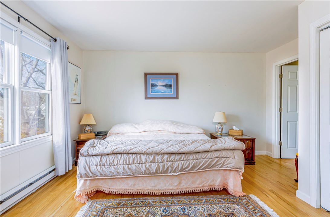 17 Beach Plum Road Narragansett, RI 02882 - Photo 9 of 20 Master bedroom with en suite bathroom.