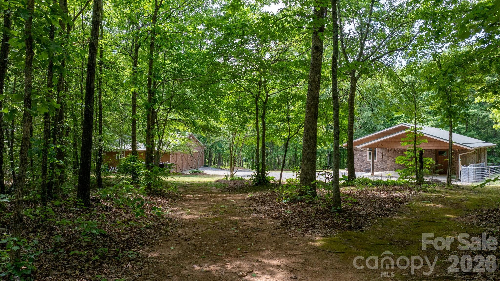 4586 Charlotte Street Conover, NC 28613 - Photo 10 of 48