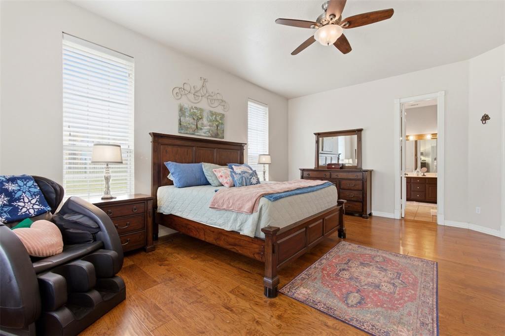 906 Valley View Avenue Red Oak, TX 75154 - Photo 15 of 40