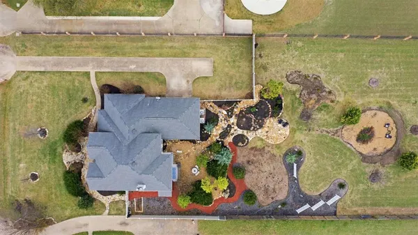 $549,000 | 906 Valley View Avenue, Red Oak, TX 75154
