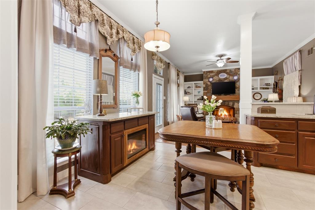 906 Valley View Avenue Red Oak, TX 75154 - Photo 9 of 40