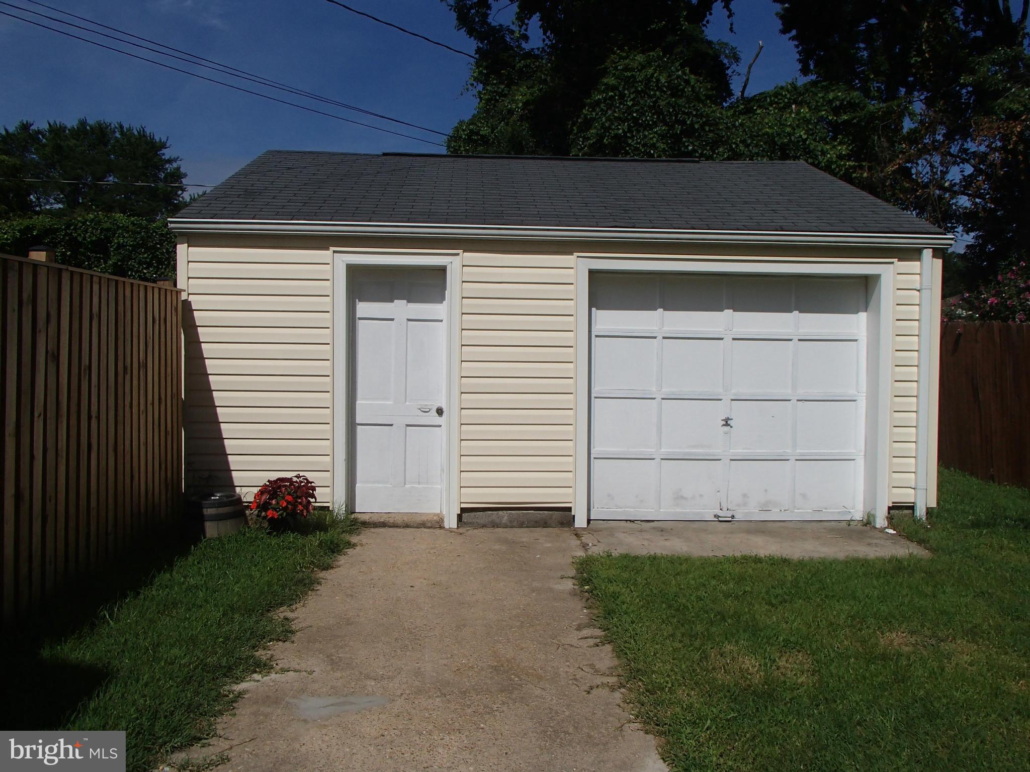 Exterior (Front)