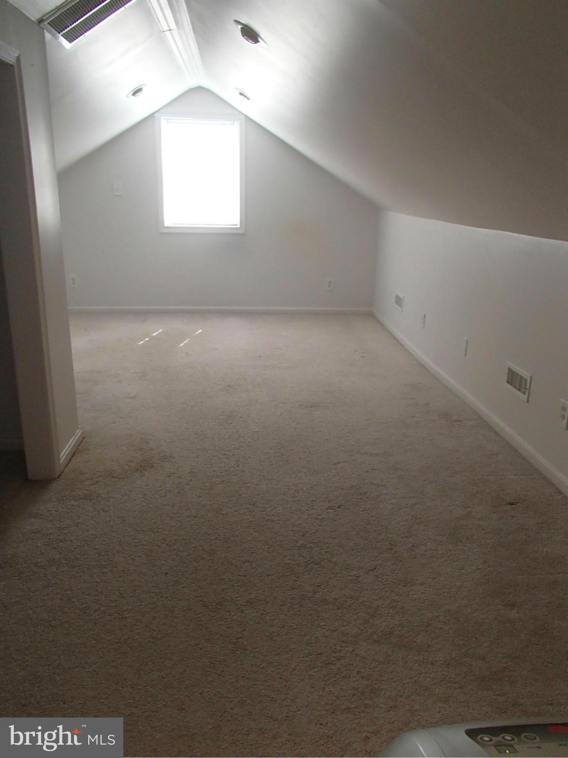8174 Lea Road Pasadena, MD 21122 - Photo 23 of 29 Bedroom