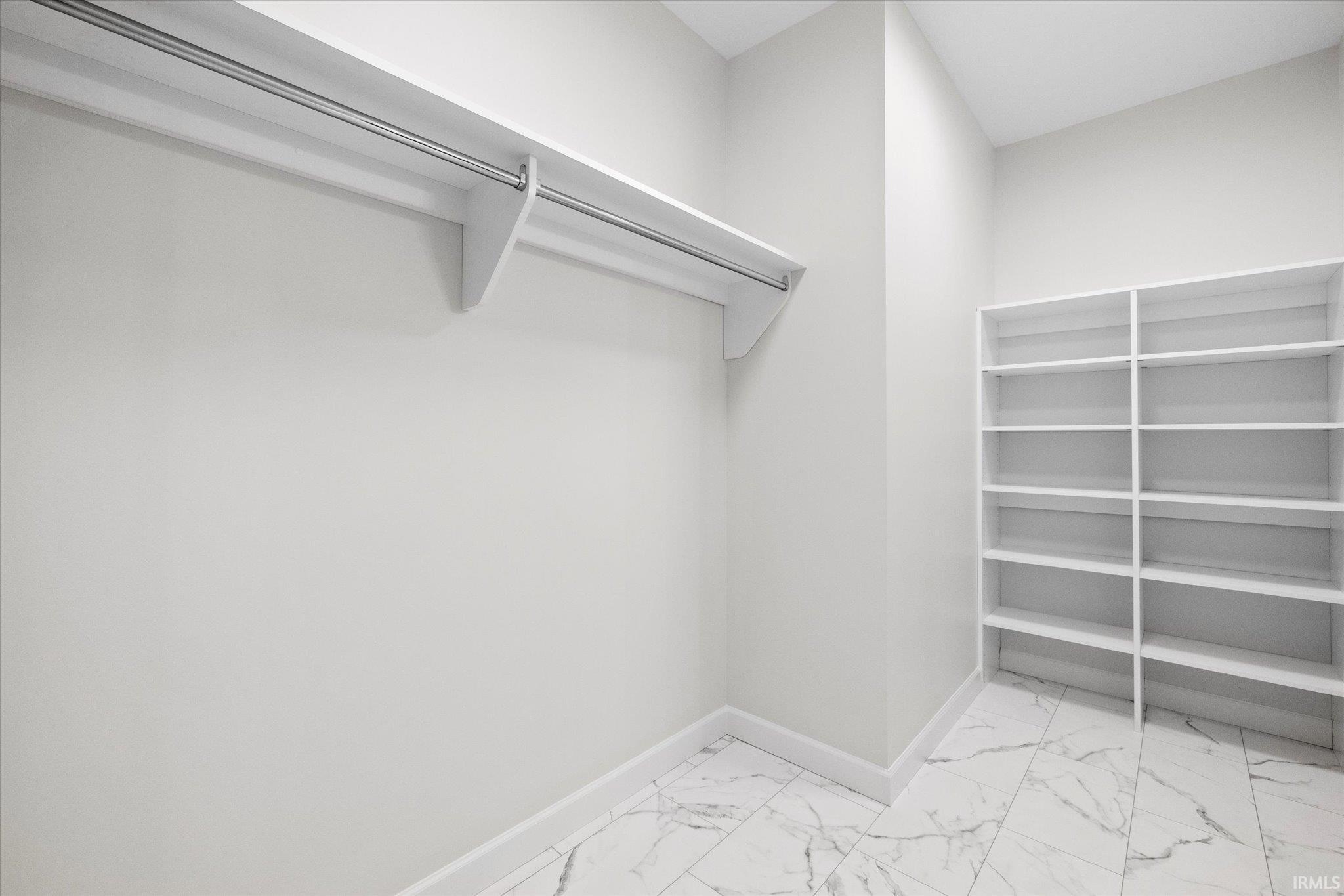 925 West Baywood Drive Bloomington, IN 47403 - Photo 18 of 32