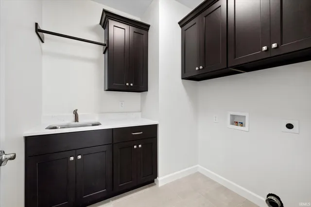 $589,000 | 925 West Baywood Drive, Bloomington, IN 47403