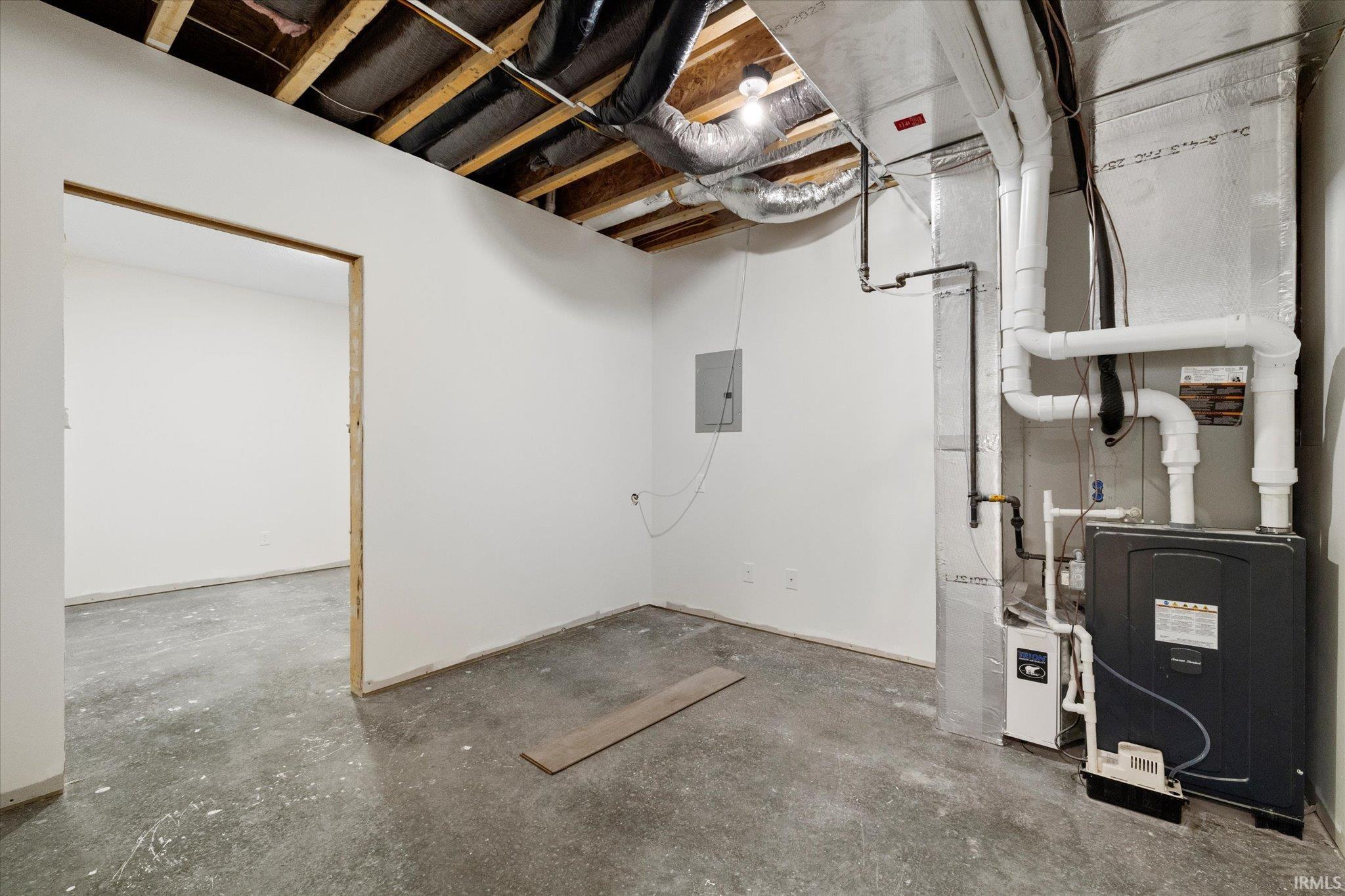 925 West Baywood Drive Bloomington, IN 47403 - Photo 27 of 32