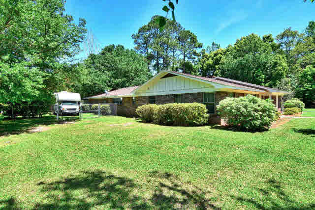 605 Hancock Road Fairhope, AL 36532 - Photo 5 of 38