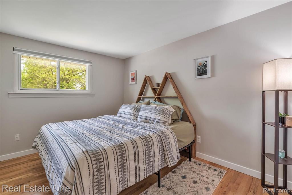3024 Starr Road Royal Oak, MI 48073 - Photo 16 of 42