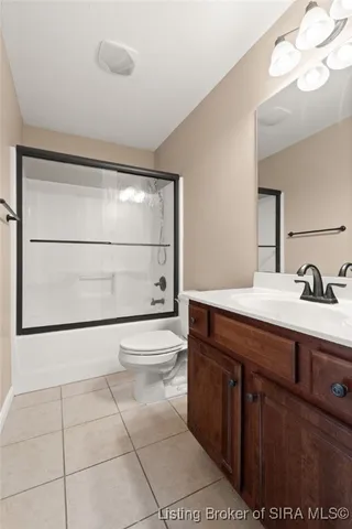 $259,900 | 2603 Pinehurst Court, New Albany, IN 47150