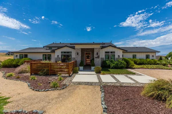 $1,699,000 | 60 Tortola Way, Hollister, CA 95023