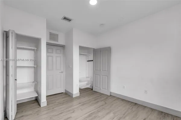 $2,380 | 1720 Northeast 33rd Avenue, Unit 1045, Homestead, FL 33033