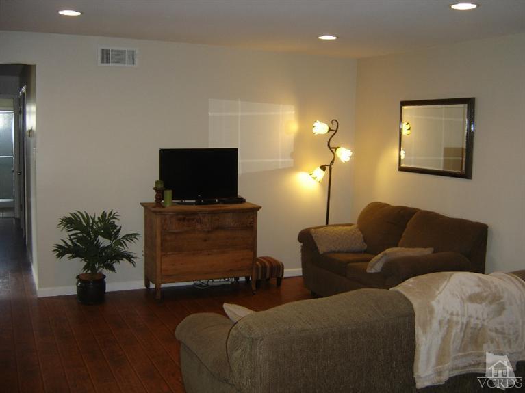 3959 Avenida Simi Simi Valley, CA 93063 - Photo 6 of 14 Additional Photo