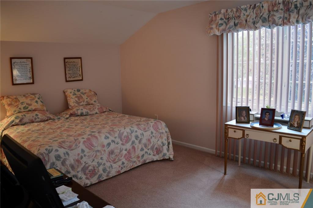 63 H Winthrop Road Monroe Township, NJ 08831 - Photo 13 of 19 Gallery Image 13
