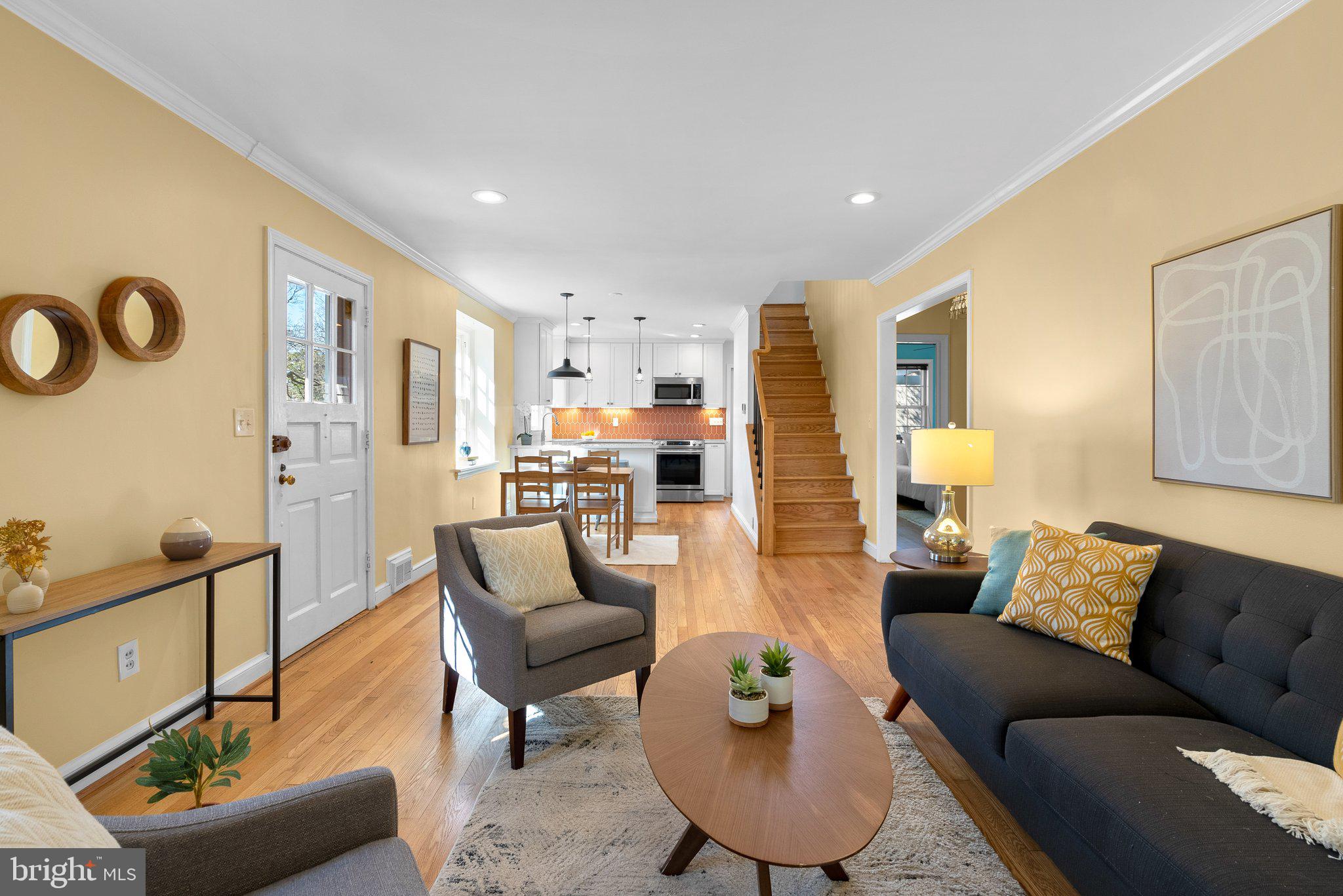 10207 Cherry Tree Lane Silver Spring, MD 20901 - Photo 3 of 53 Gallery Image 3