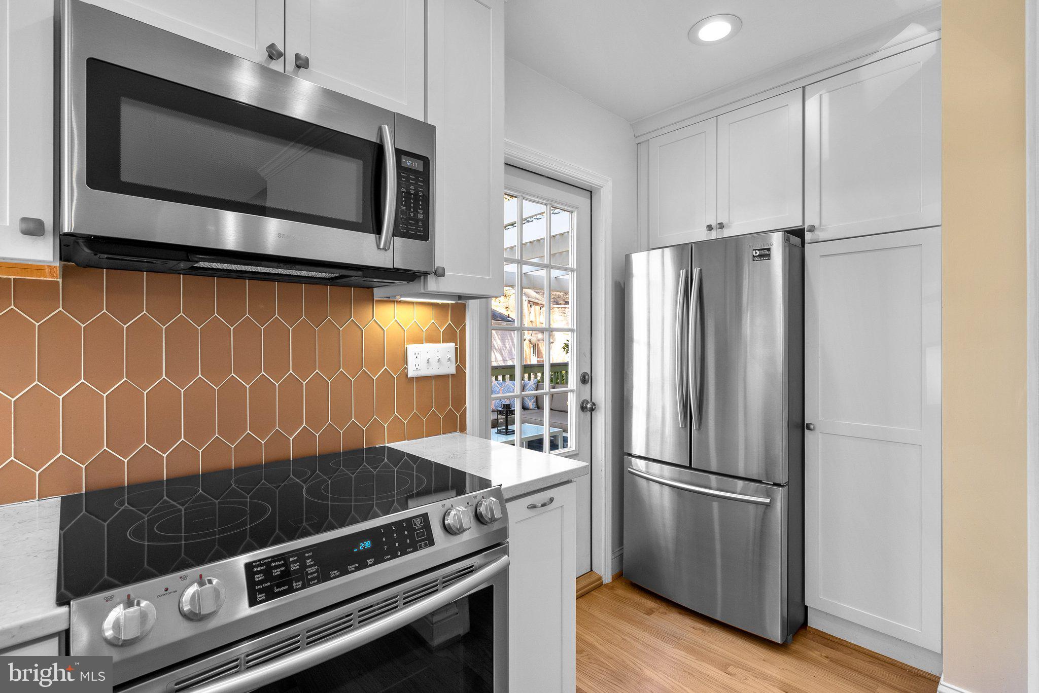 10207 Cherry Tree Lane Silver Spring, MD 20901 - Photo 7 of 53 Gallery Image 7